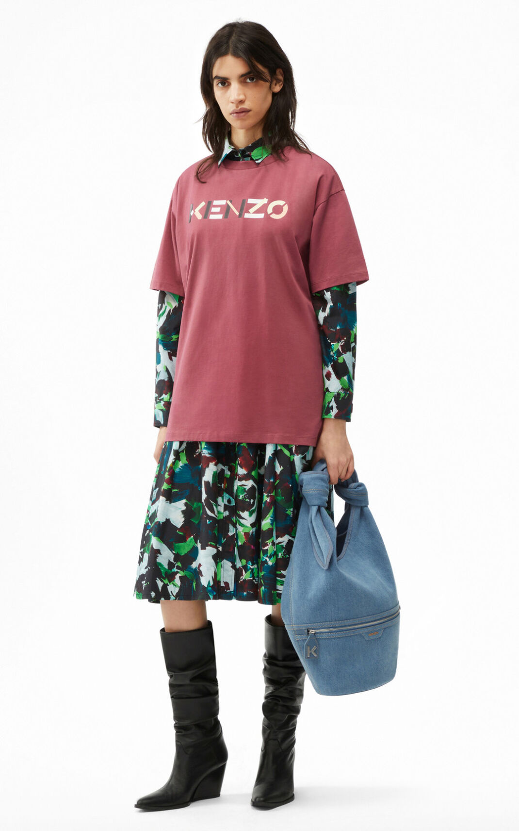 Camiseta Kenzo Logo oversized Feminino - Pretas | 063HIPDAK